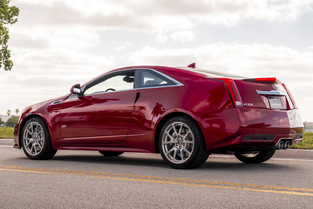 2011 Cadillac CTS-V 2nd Gen - Image 3 of 31