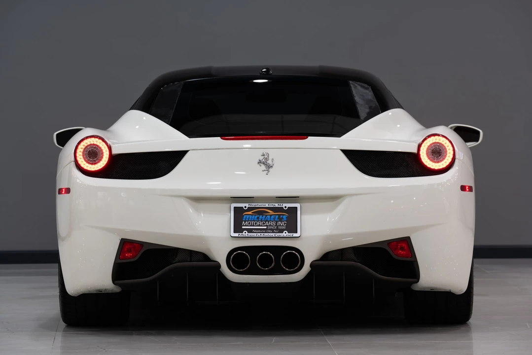 2011 Ferrari 458 Italia - Image 26 of 31