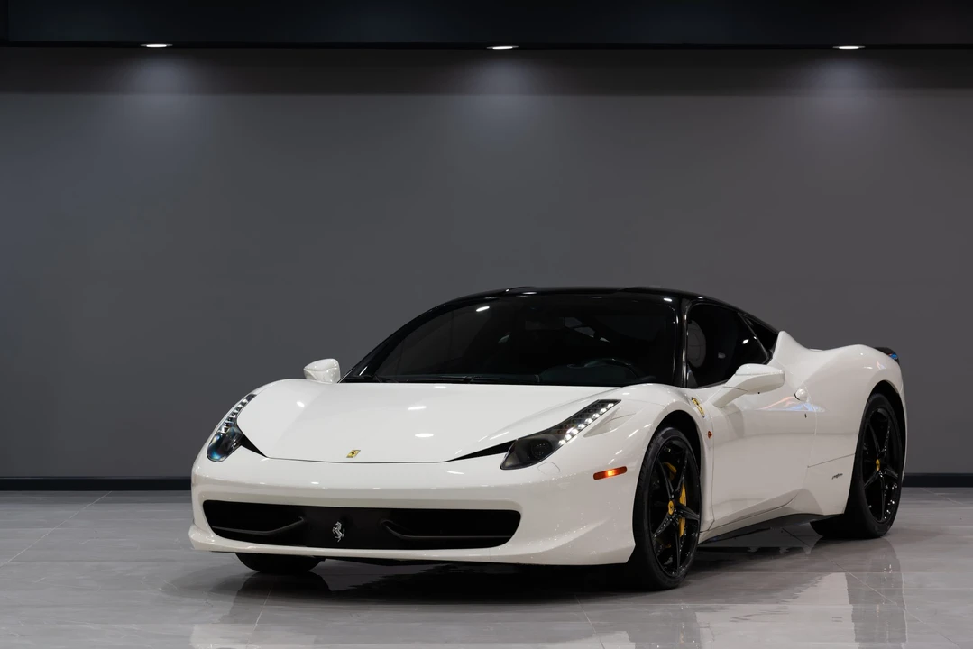 2011 Ferrari 458 Italia - Image 12 of 31