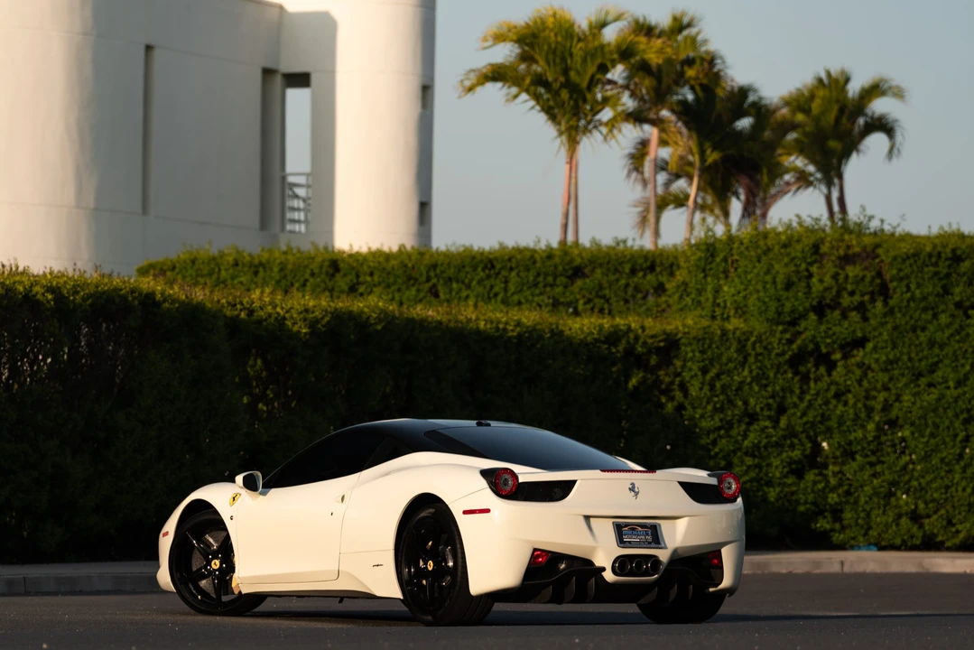 2011 Ferrari 458 Italia - Image 6 of 31