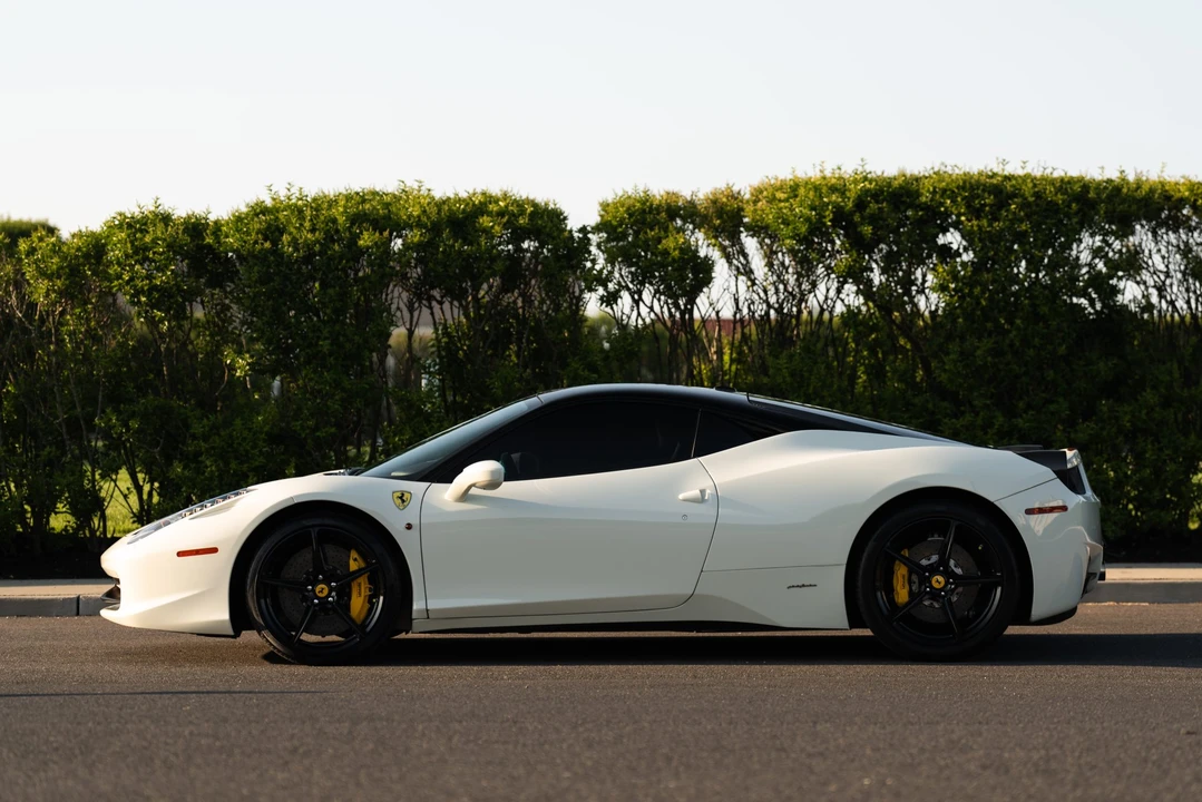 2011 Ferrari 458 Italia - Image 7 of 31