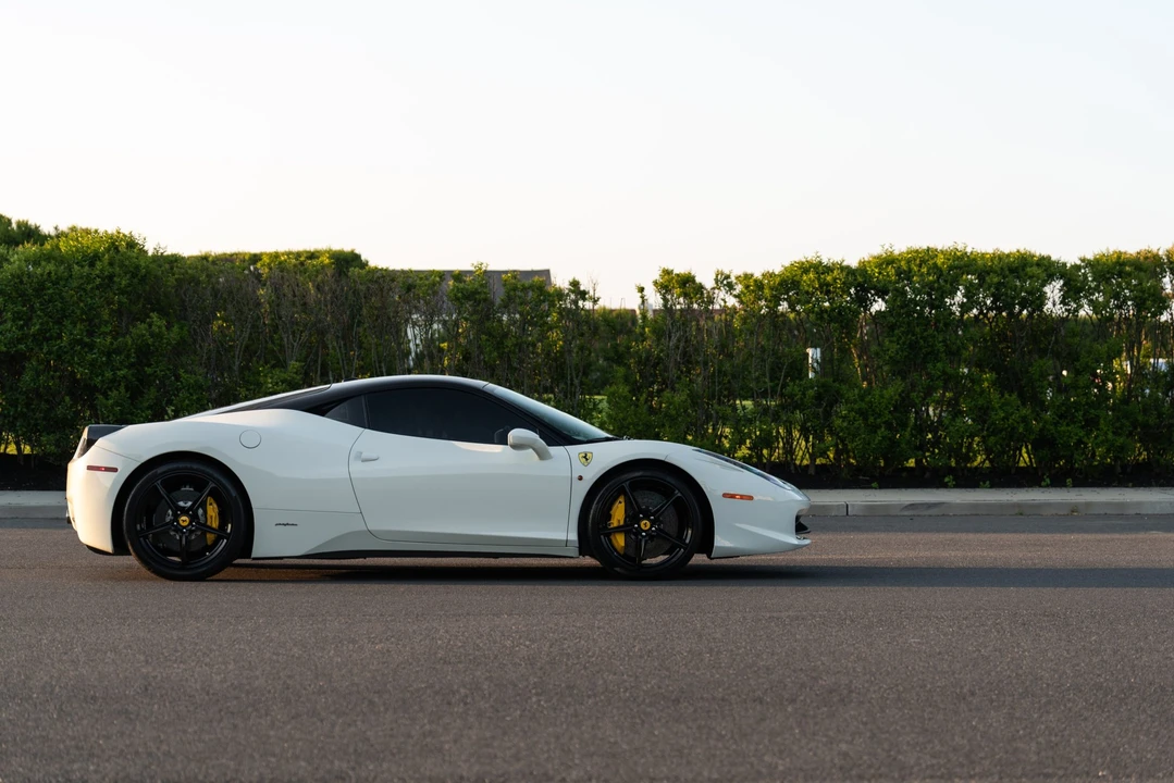 2011 Ferrari 458 Italia - Image 3 of 31
