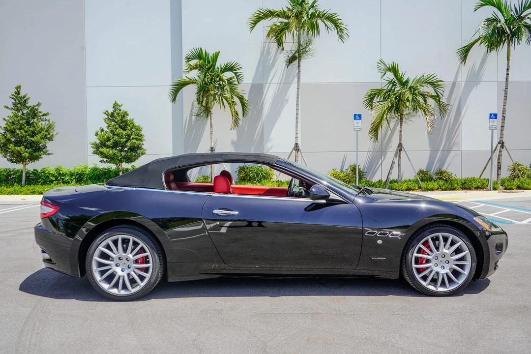 2011 Maserati GranTurismo 1st Gen - Image 13 of 31