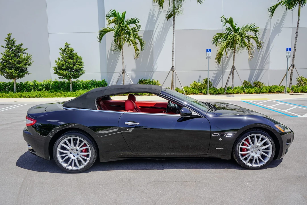 2011 Maserati GranTurismo 1st Gen - Image 14 of 31