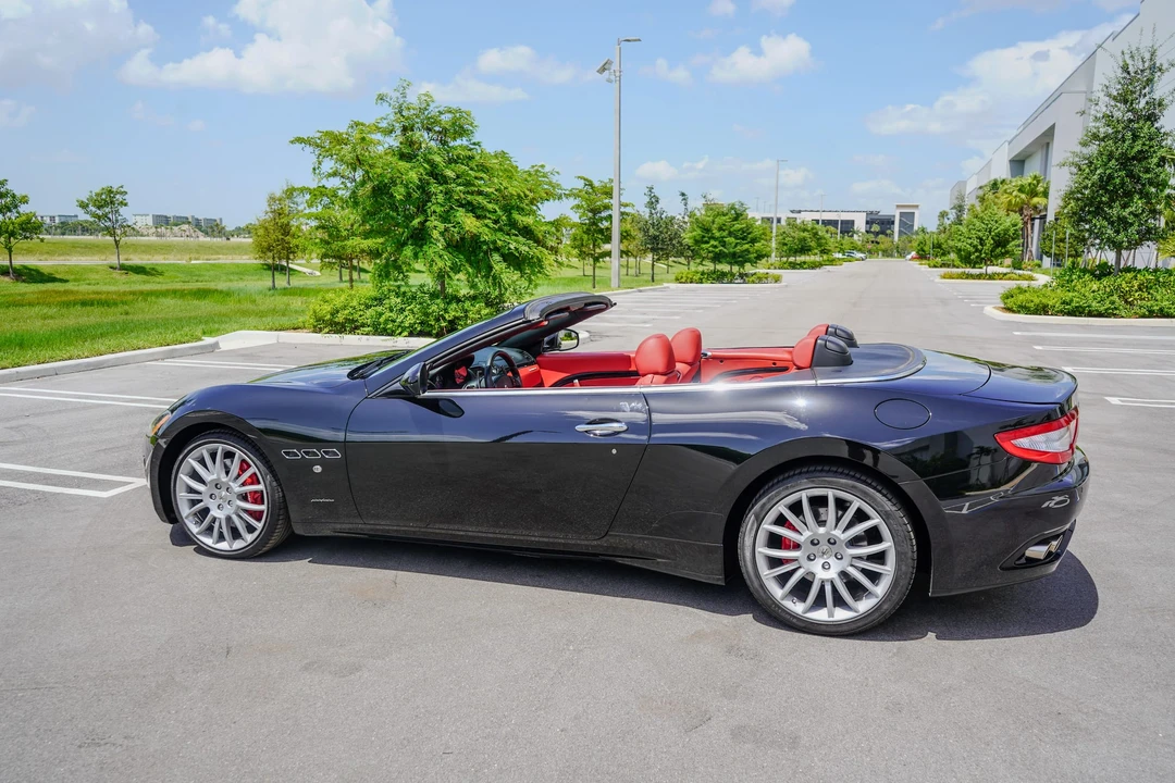 2011 Maserati GranTurismo 1st Gen - Image 28 of 31