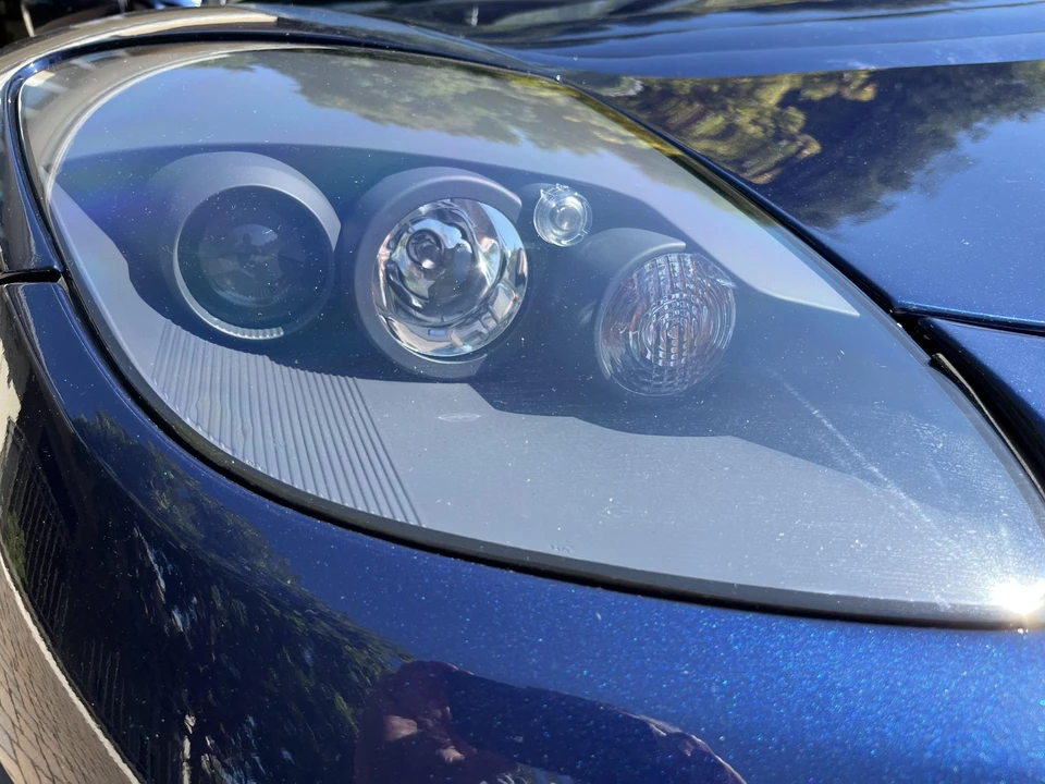 2011 Tesla Roadster - Image 22 of 31