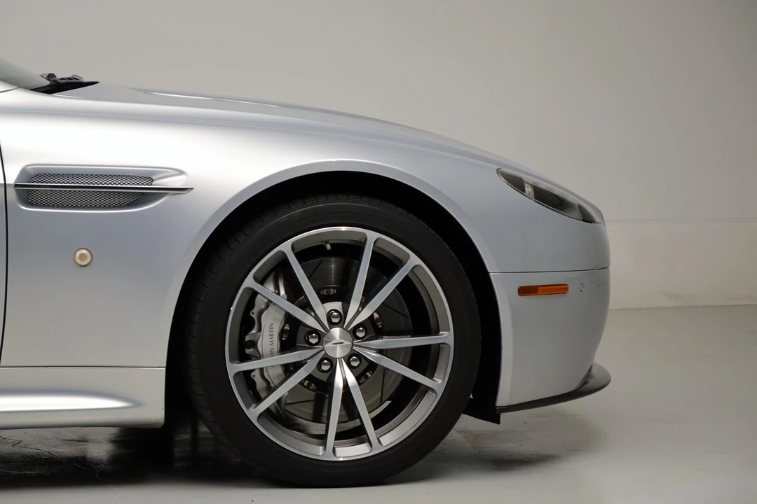 2012 Aston Martin V8 Vantage (2006-2017) - Image 31 of 31