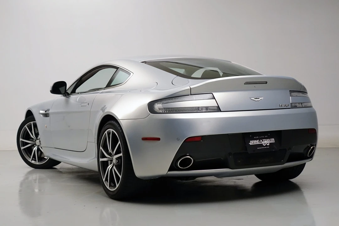 2012 Aston Martin V8 Vantage (2006-2017) - Image 12 of 31