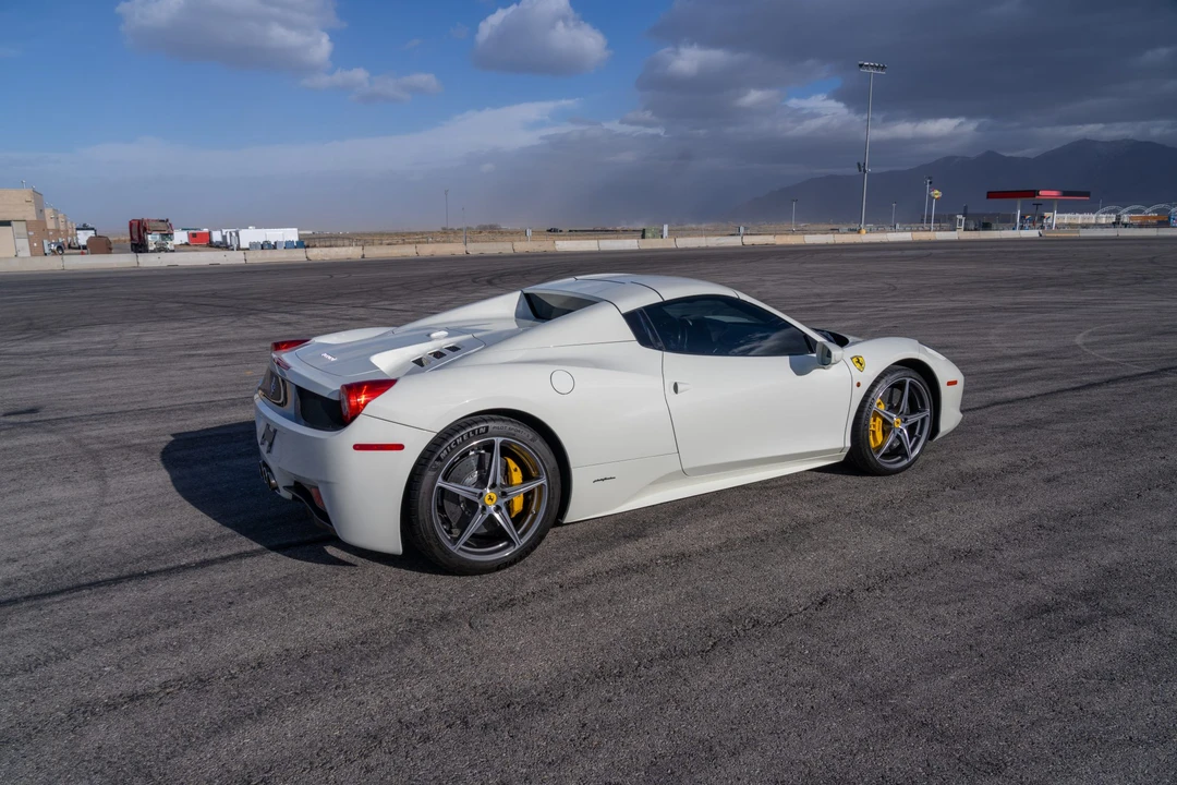 2012 Ferrari 458 Spider - Image 24 of 31