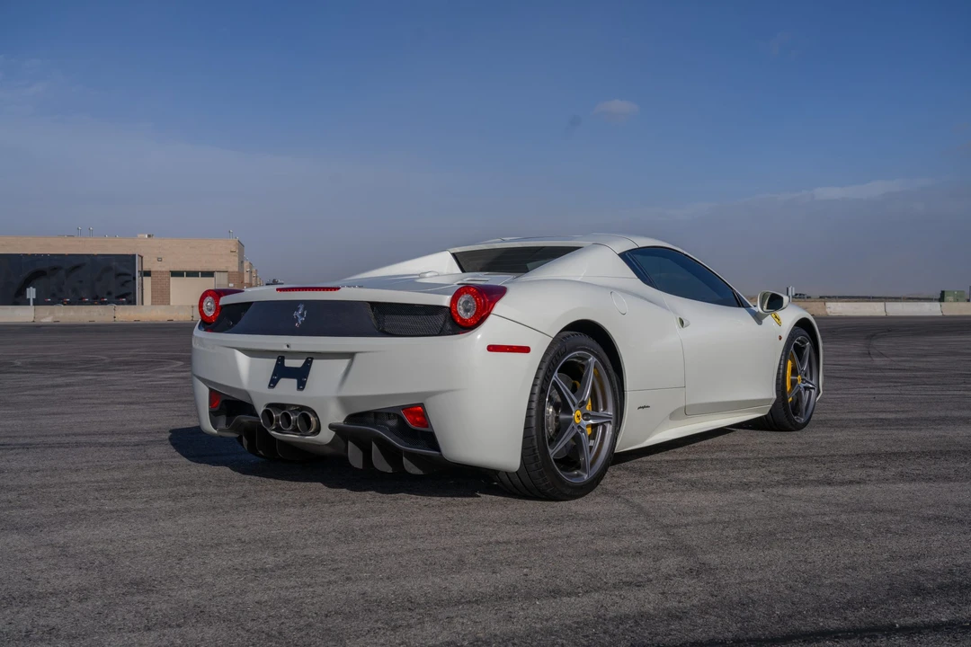 2012 Ferrari 458 Spider - Image 28 of 31