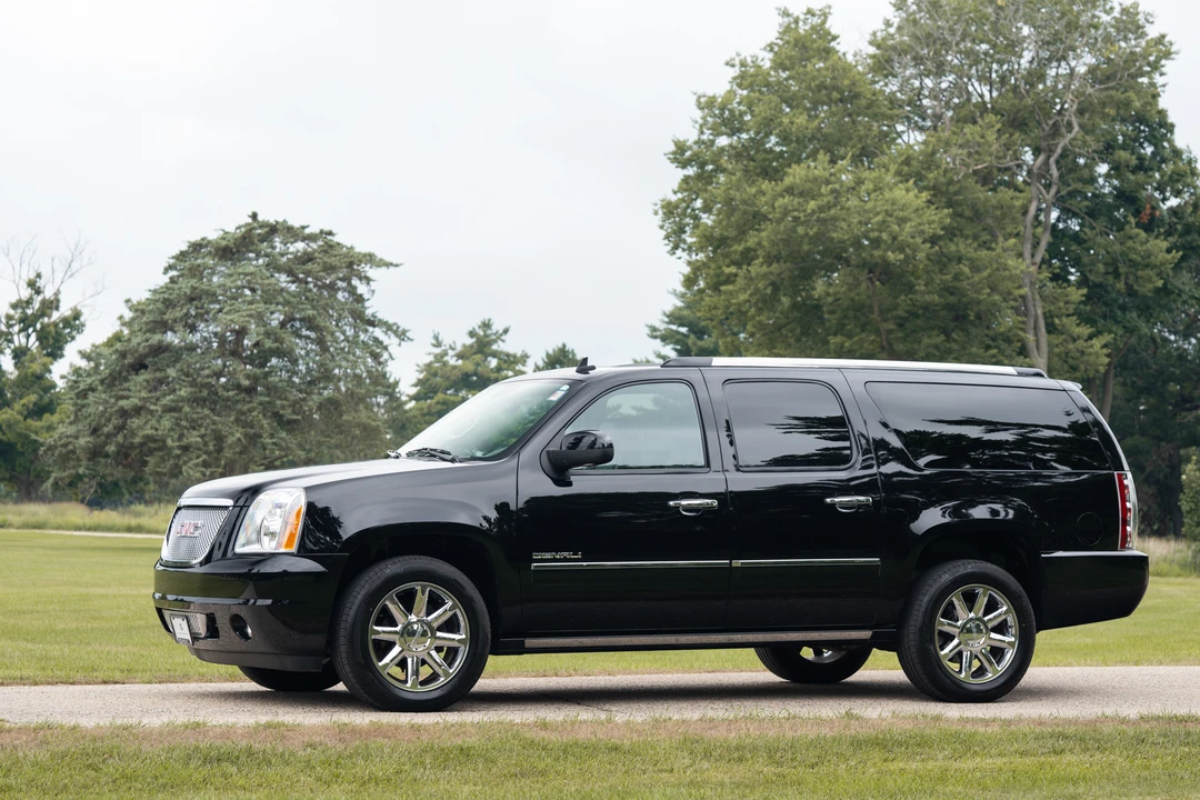 2012 GMC Yukon 3rd Gen - Image 15 of 31