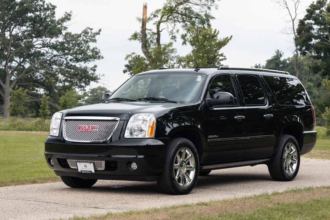 2012 GMC Yukon 3rd Gen - Image 11 of 31