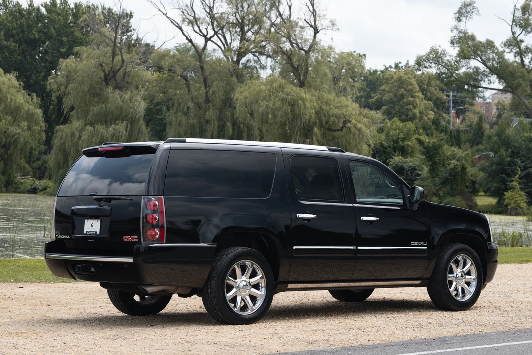 2012 GMC Yukon 3rd Gen - Image 24 of 31