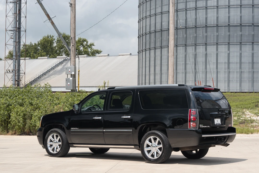 2012 GMC Yukon 3rd Gen - Image 5 of 31