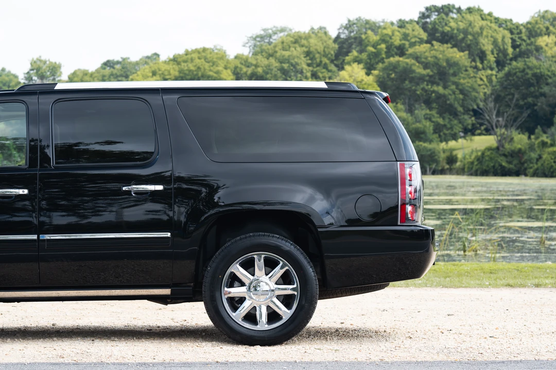 2012 GMC Yukon 3rd Gen - Image 30 of 31