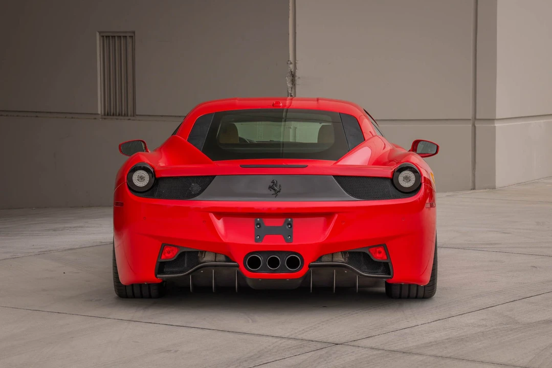 2013 Ferrari 458 Italia - Image 12 of 31