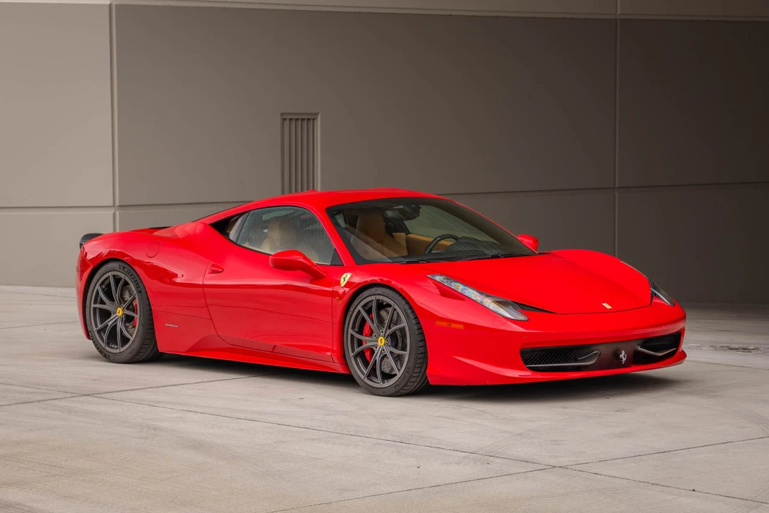 2013 Ferrari 458 Italia - Image 6 of 31