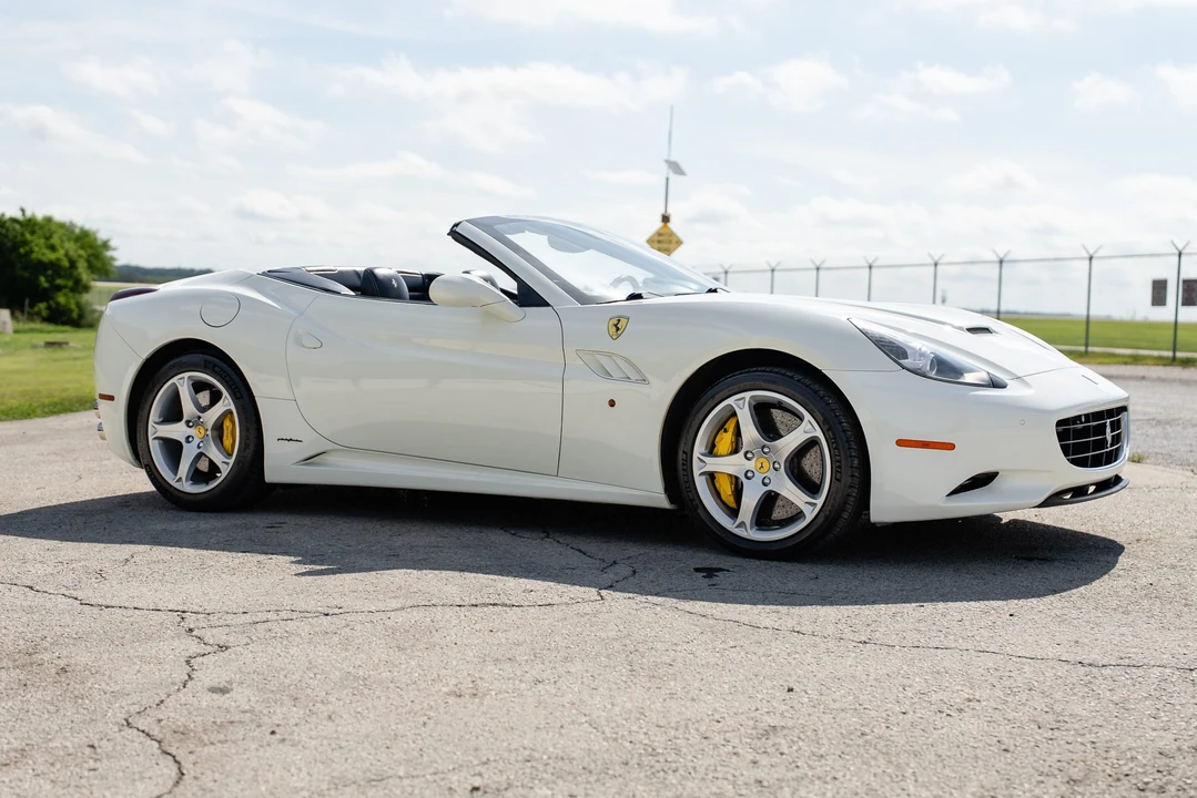 2013 Ferrari California 30 - Image 8 of 31
