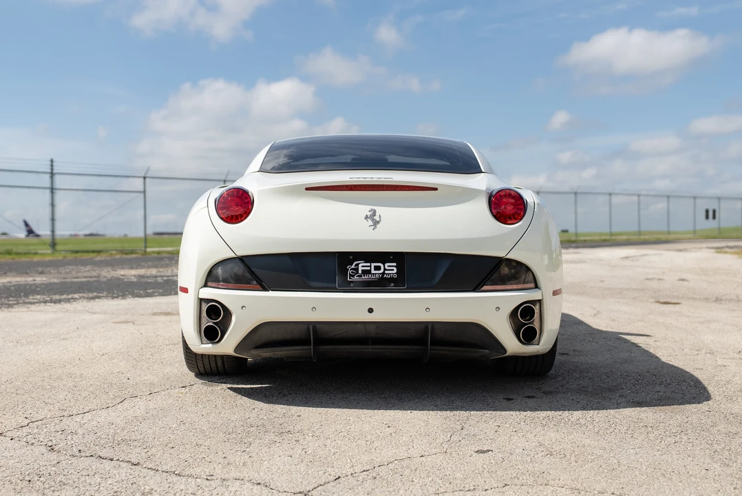 2013 Ferrari California 30 - Image 23 of 31