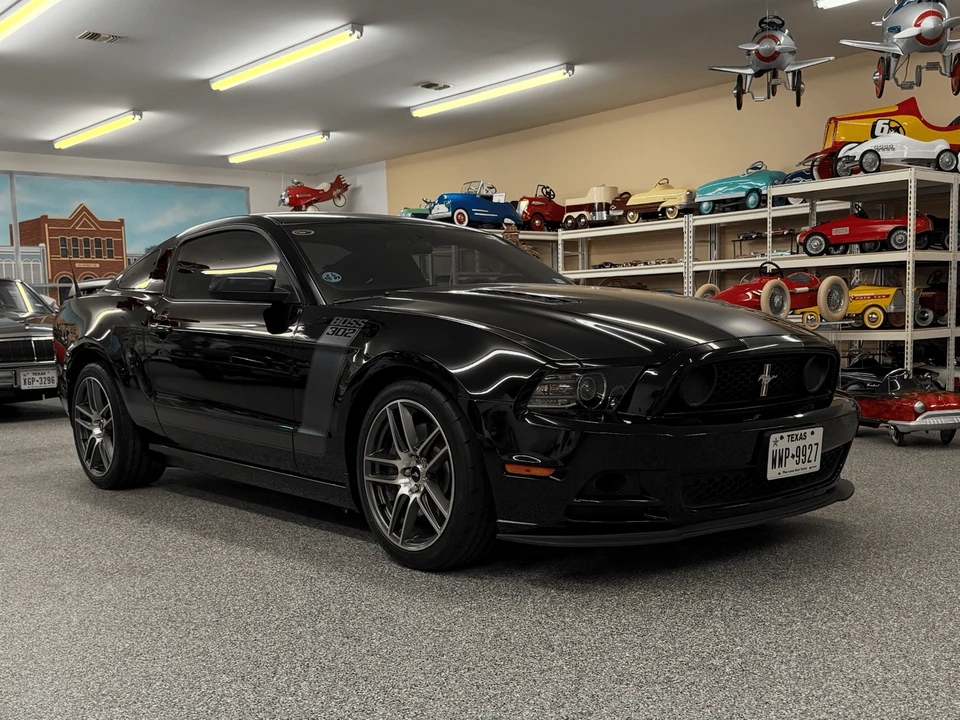 2013 Ford S197 Mustang Boss 302 - Image 21 of 31