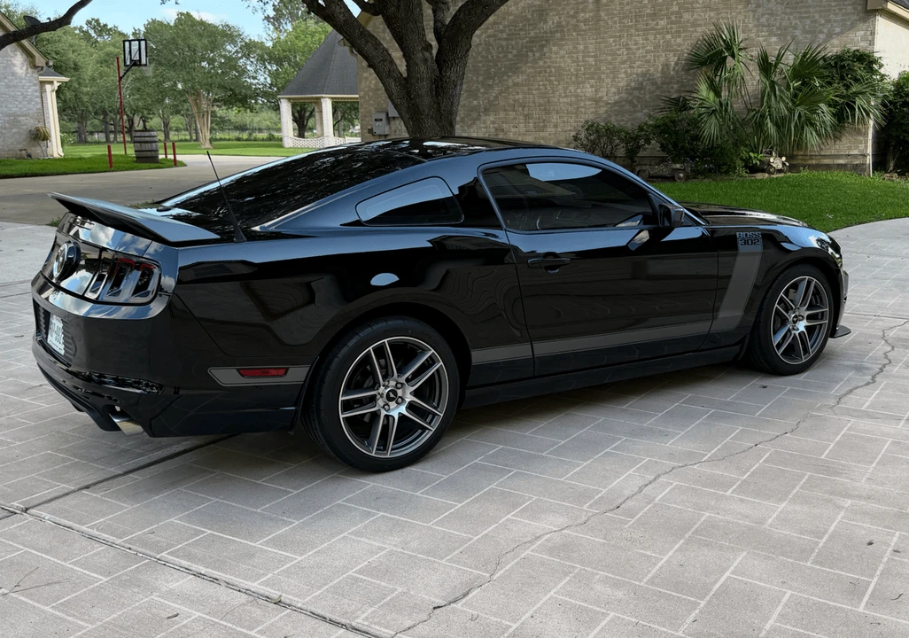 2013 Ford S197 Mustang Boss 302 - Image 10 of 31