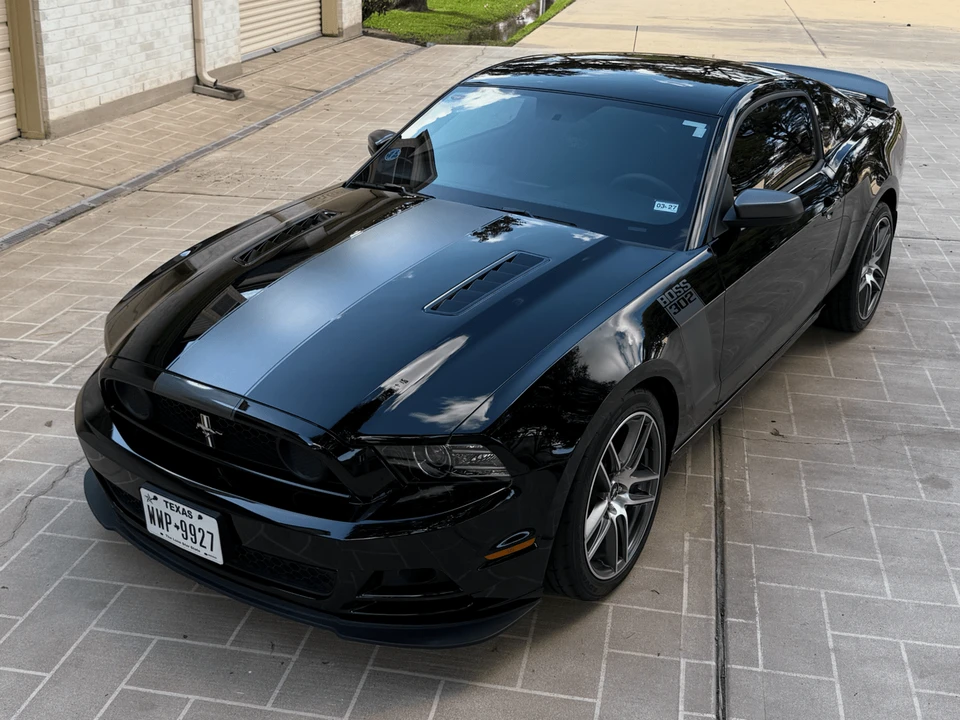 2013 Ford S197 Mustang Boss 302 - Image 3 of 31
