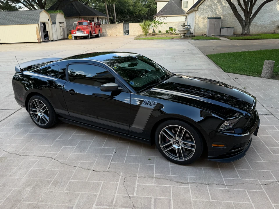 2013 Ford S197 Mustang Boss 302 - Image 7 of 31