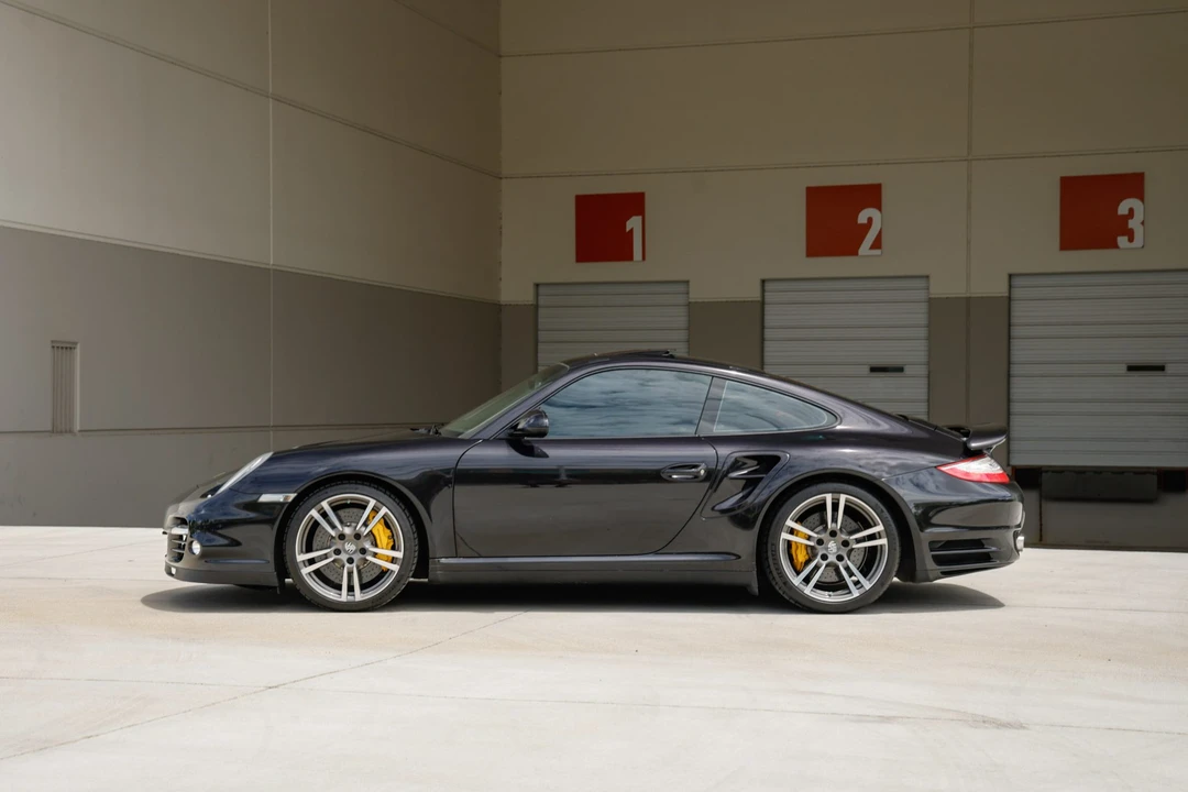 2013 Porsche 997 Turbo S - Image 18 of 31