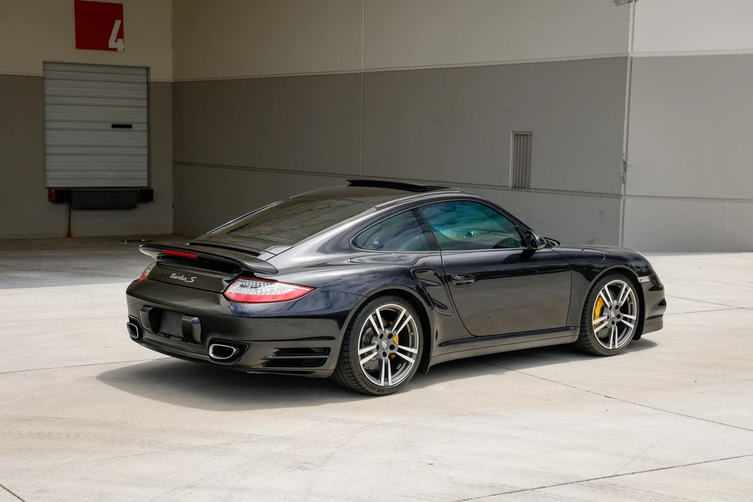 2013 Porsche 997 Turbo S - Image 11 of 31