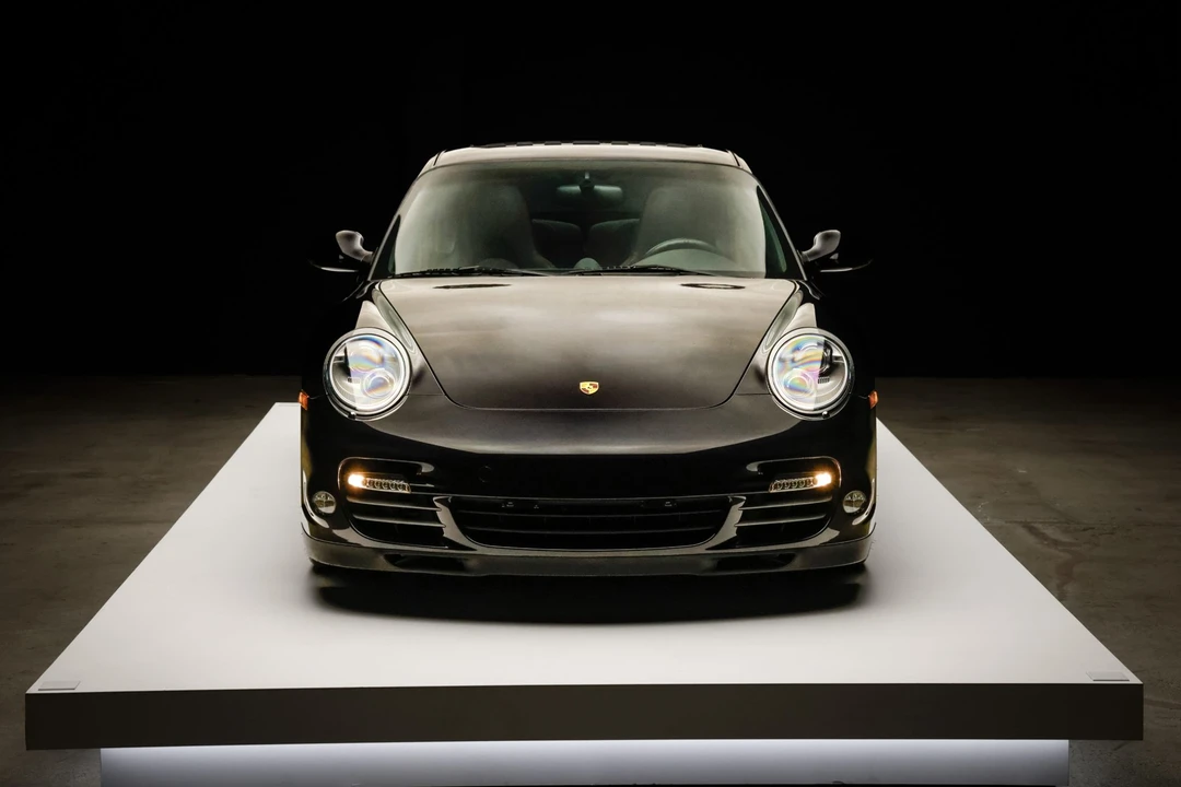 2013 Porsche 997 Turbo S - Image 26 of 31