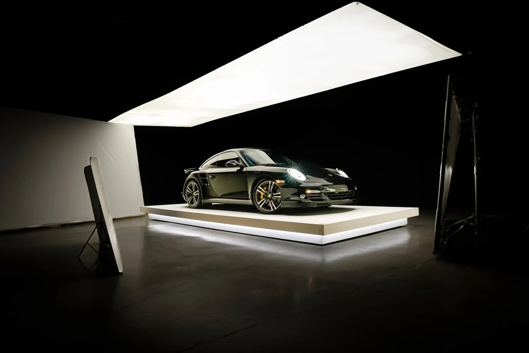 2013 Porsche 997 Turbo S - Image 29 of 31