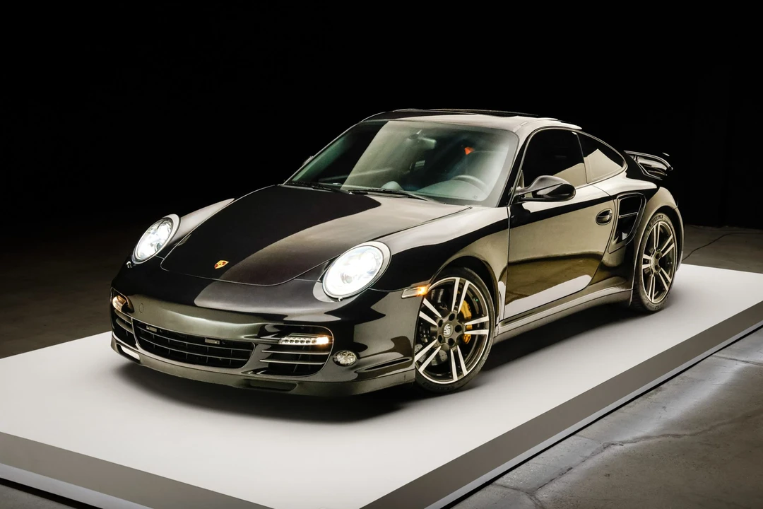 2013 Porsche 997 Turbo S - Image 21 of 31