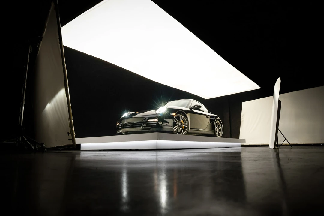 2013 Porsche 997 Turbo S - Image 23 of 31