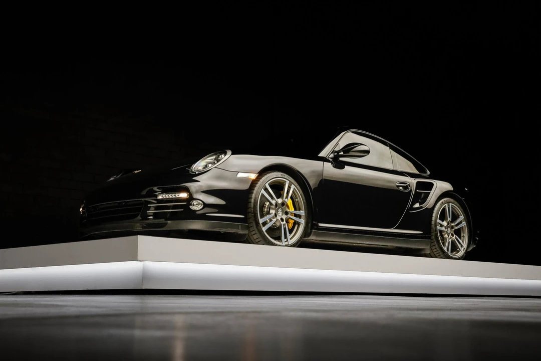 2013 Porsche 997 Turbo S - Image 24 of 31