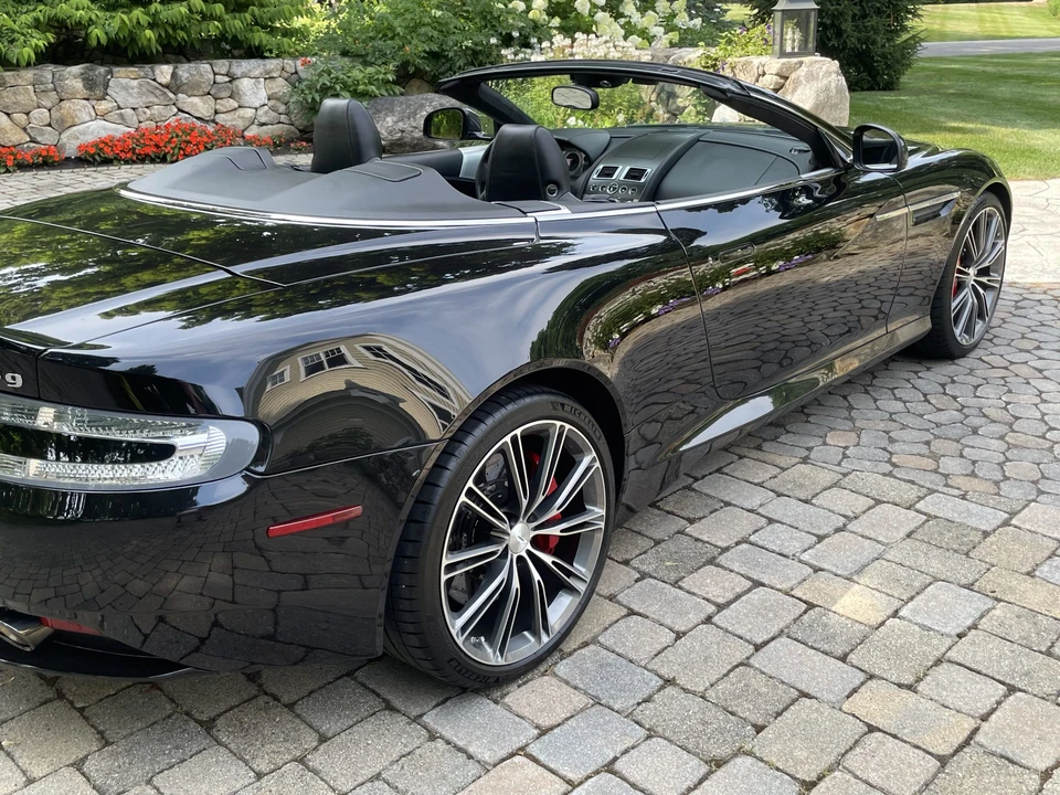2014 Aston Martin DB9 - Image 17 of 31