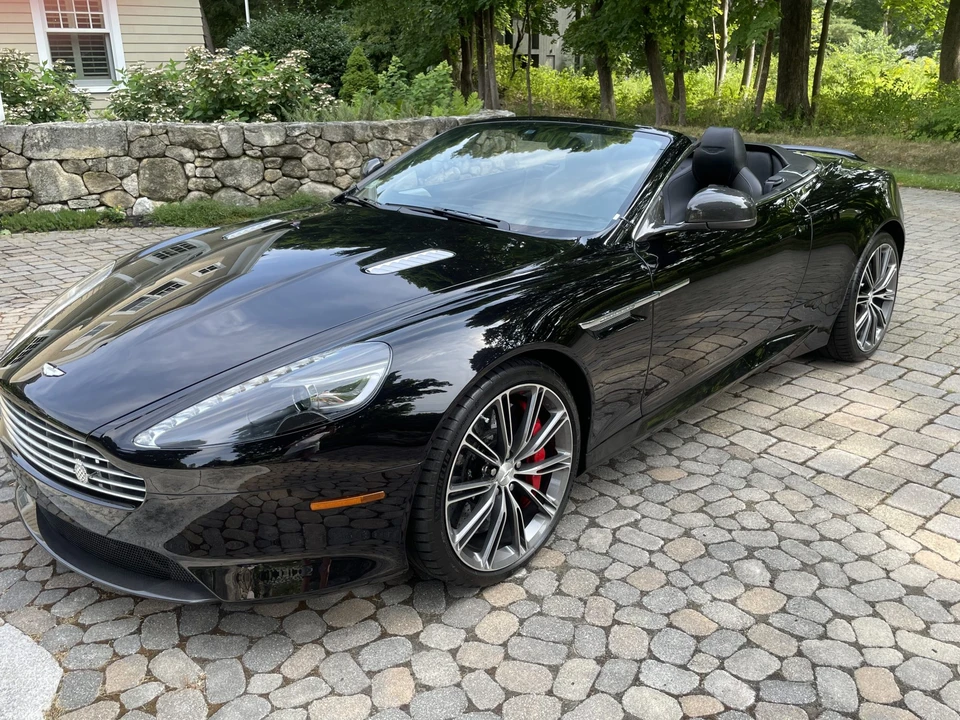 2014 Aston Martin DB9 - Image 2 of 31