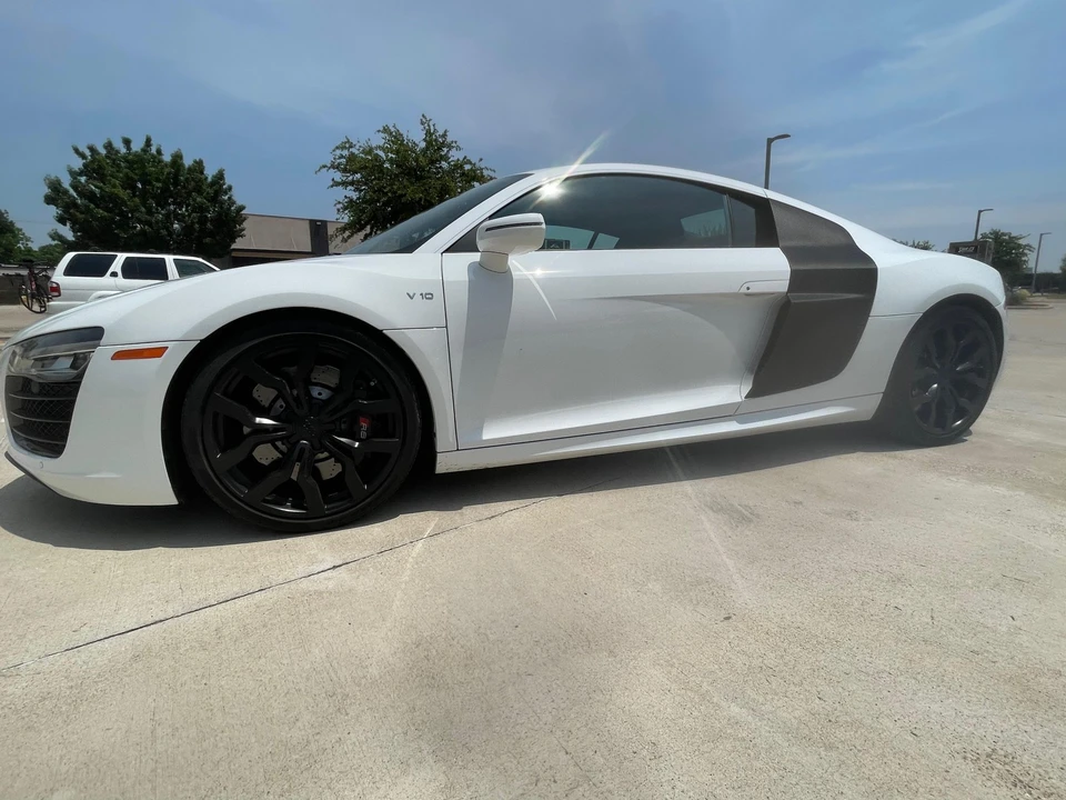 2014 Audi 42 R8 - Image 7 of 31
