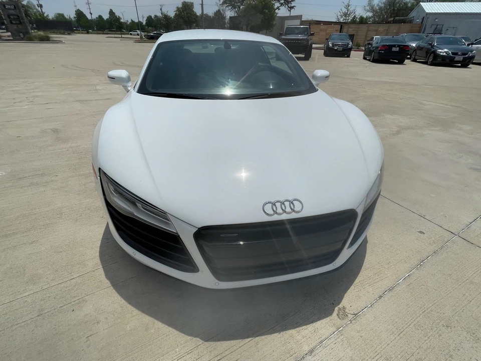 2014 Audi 42 R8 - Image 17 of 31
