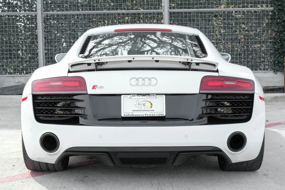 2014 Audi 42 R8 - Image 4 of 31