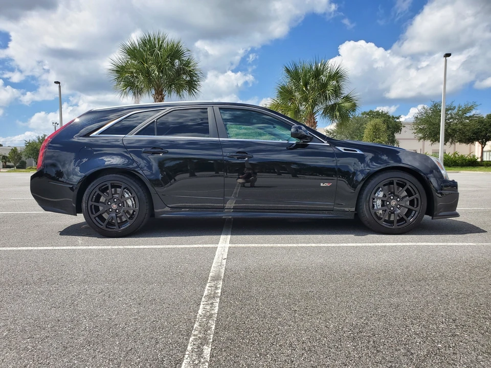 2014 Cadillac CTS-V 2nd Gen - Image 11 of 31