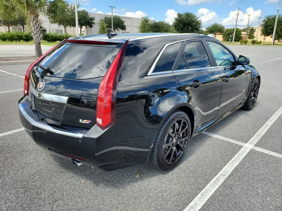 2014 Cadillac CTS-V 2nd Gen - Image 10 of 31
