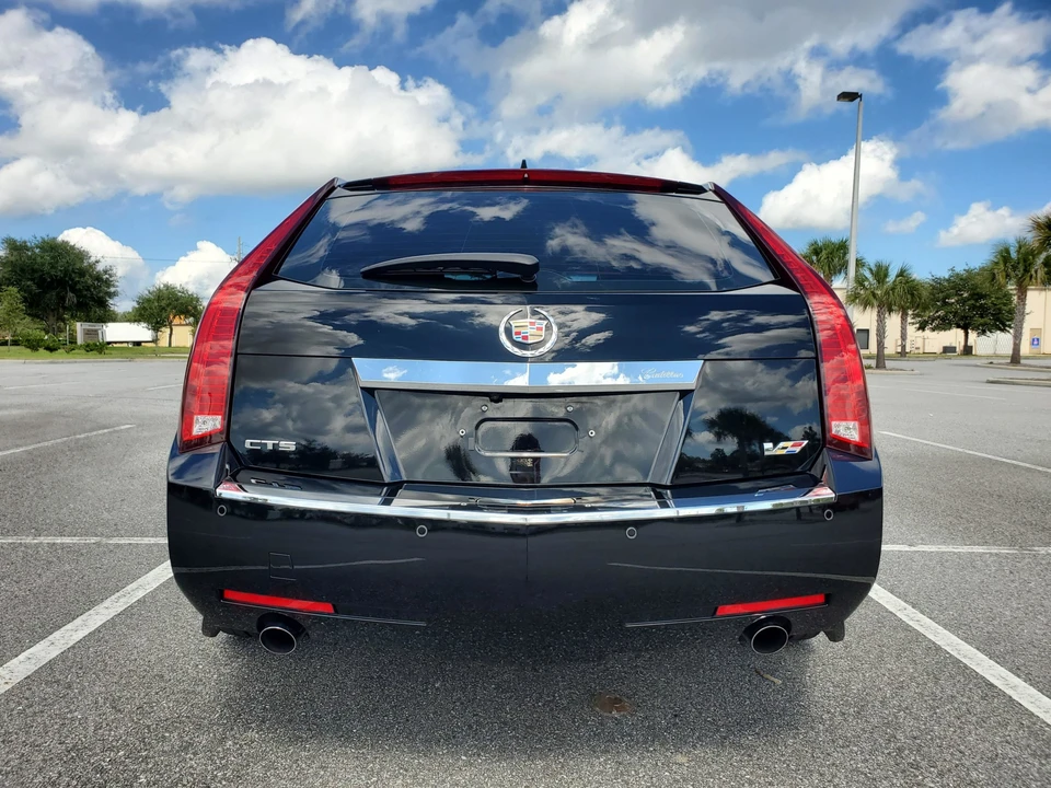 2014 Cadillac CTS-V 2nd Gen - Image 8 of 31