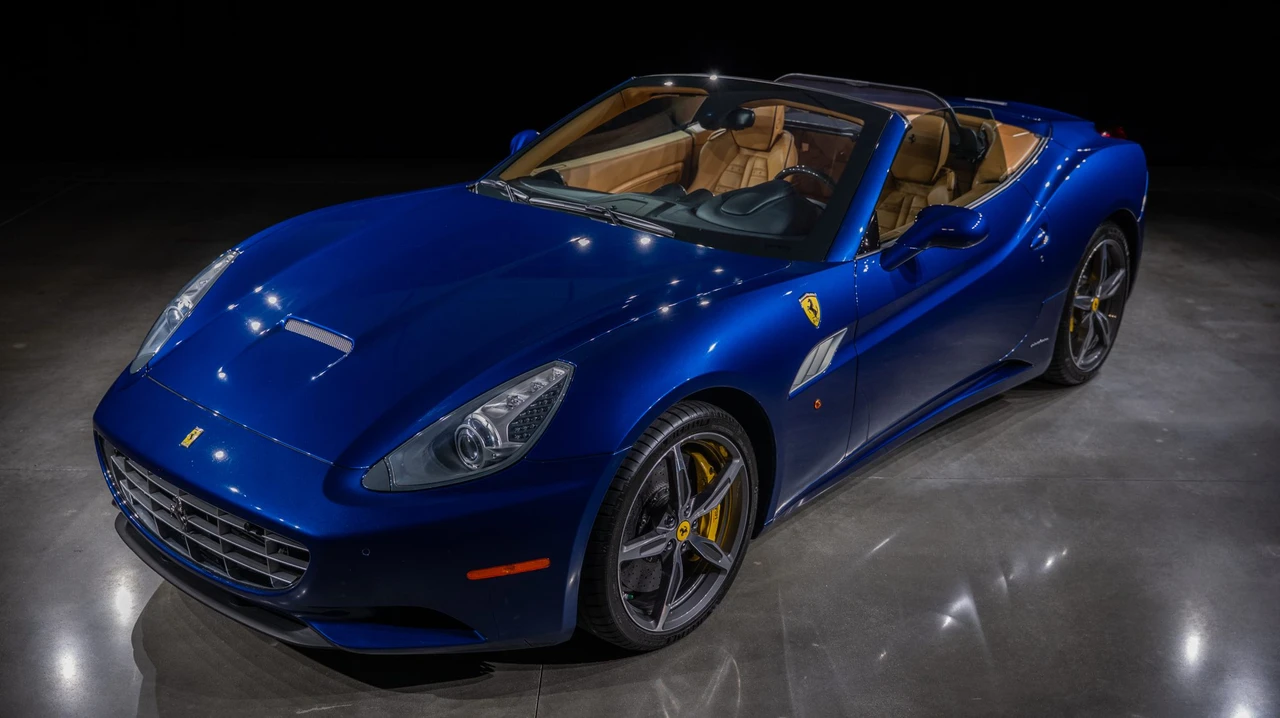 2014 Ferrari California 30 - Image 2 of 31