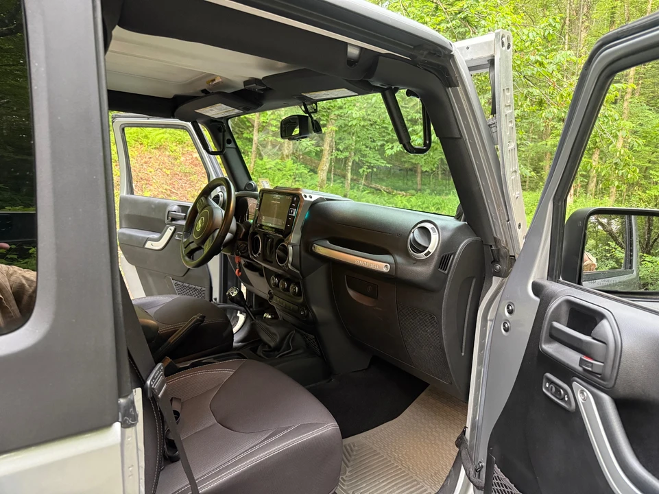 2014 Jeep JK Wrangler - Image 26 of 31