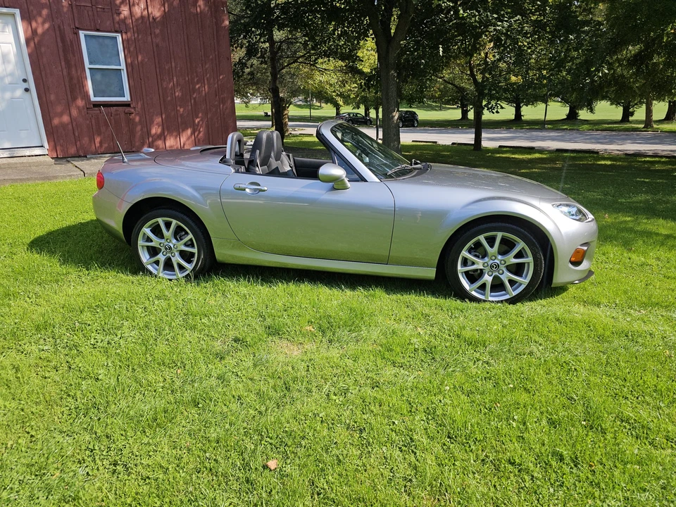 2014 Mazda NC MX-5 Miata - Image 9 of 31