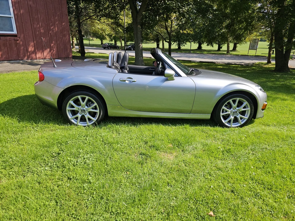 2014 Mazda NC MX-5 Miata - Image 10 of 31