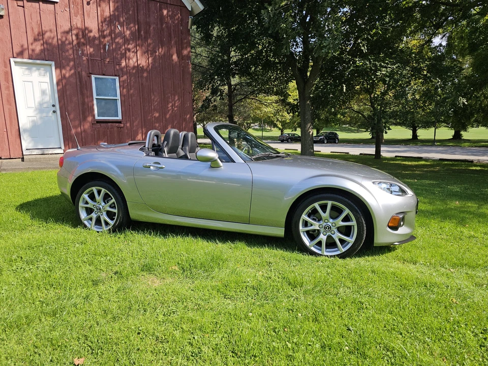 2014 Mazda NC MX-5 Miata - Image 8 of 31