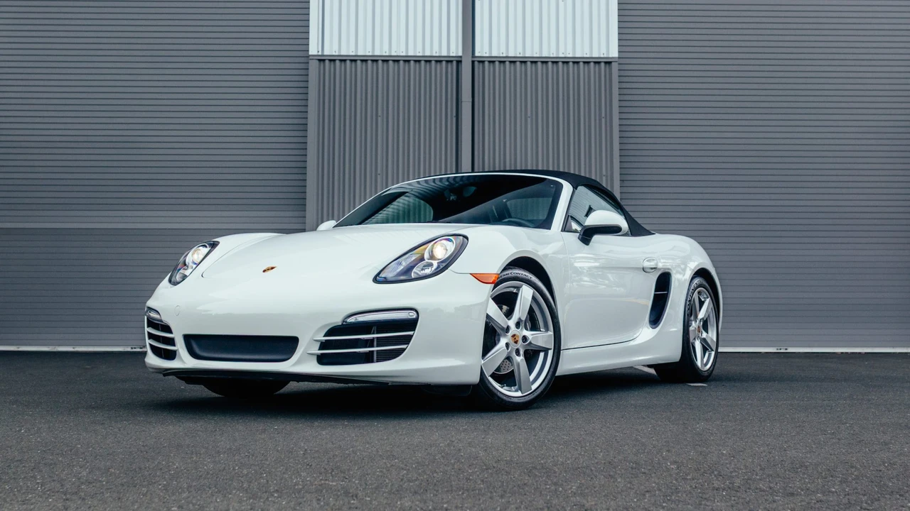 2014 Porsche 981 Boxster - Image 7 of 31