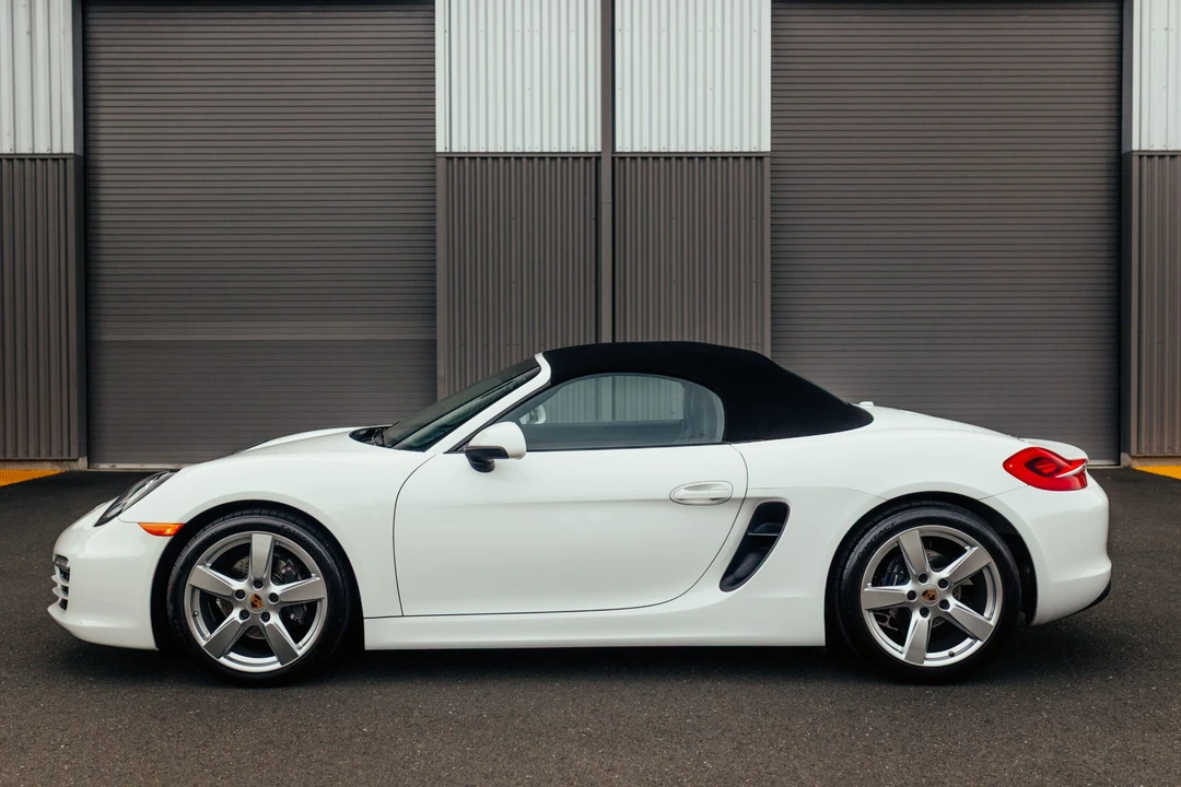 2014 Porsche 981 Boxster - Image 16 of 31