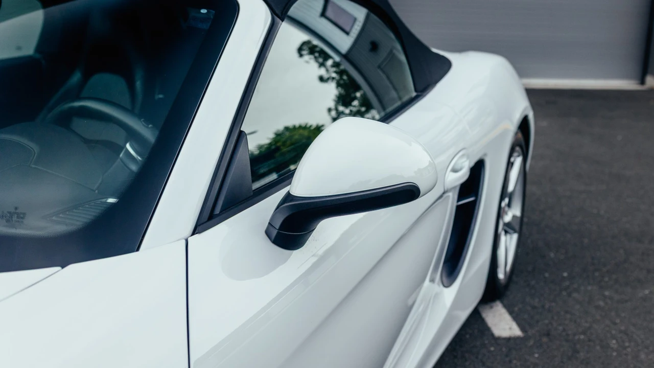 2014 Porsche 981 Boxster - Image 30 of 31